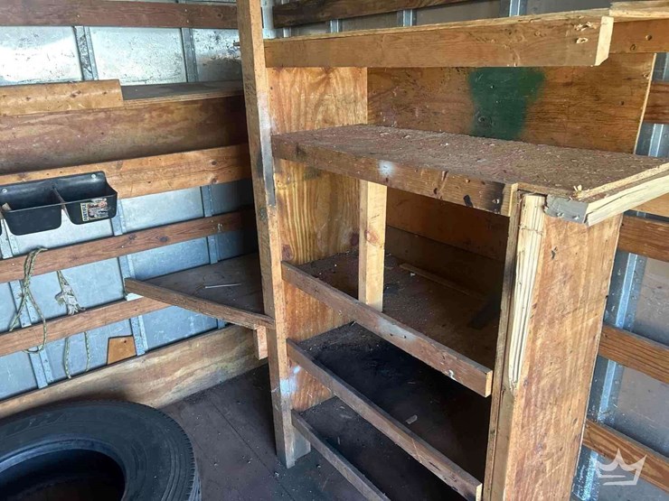 2002-isuzu-npr-image-28