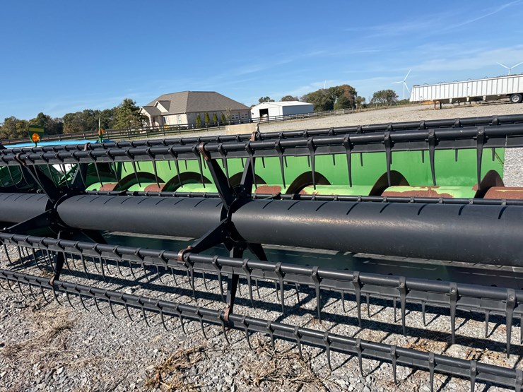 2008-john-deere-635f-image-21