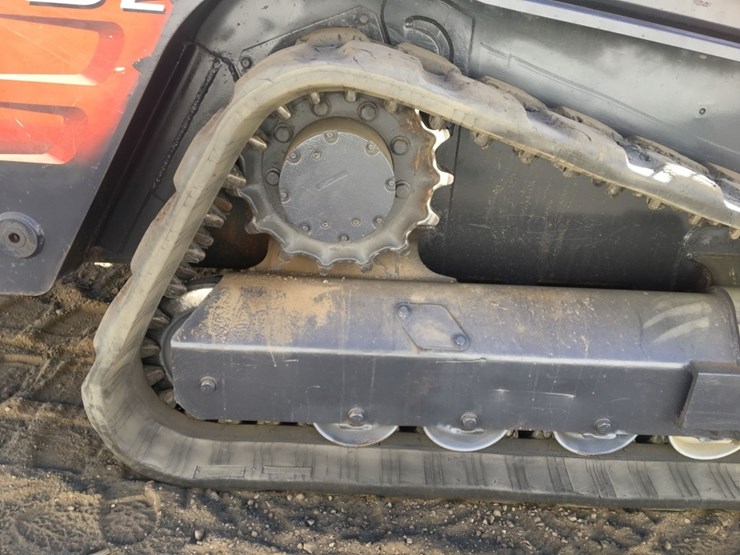 2015-kubota-svl75-2-image-9