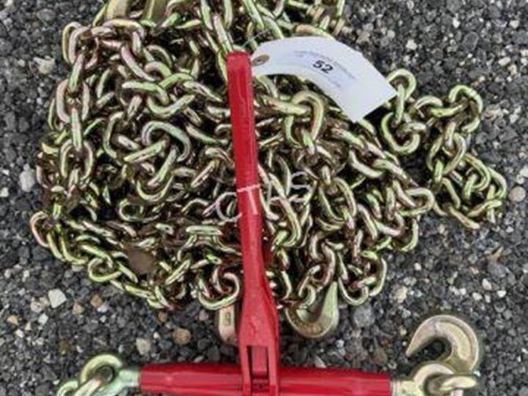 #52-•-(2)-3/8"-20'-chains-&-(1)-9,200-lb-boomer-image-1