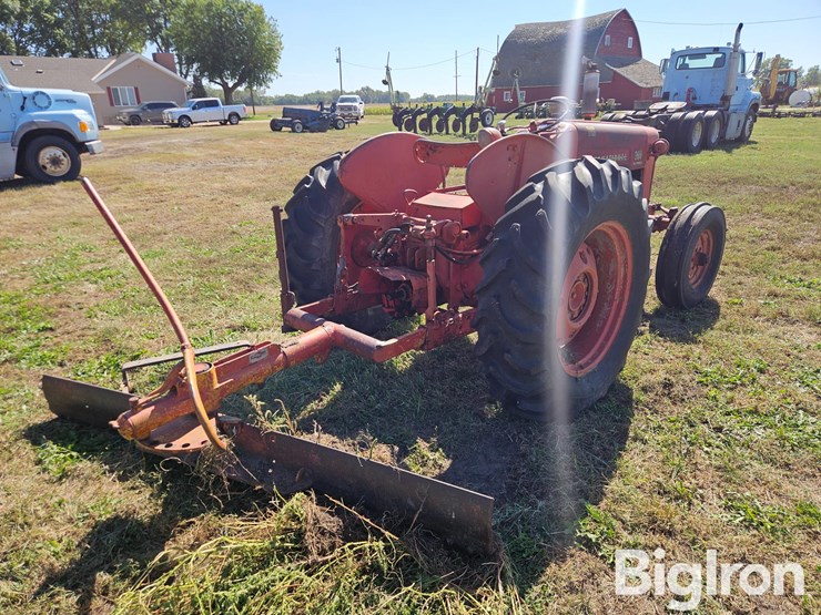 international-300-image-5