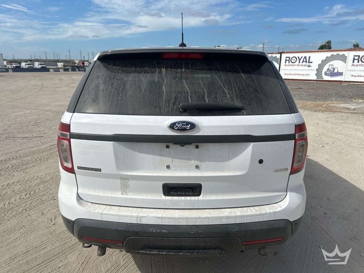 2013-ford-explorer-image-27