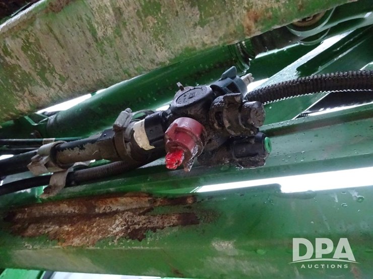 2015-john-deere-r4038-image-83