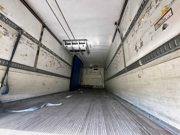 2015-great-dane-refrigerated-image-9