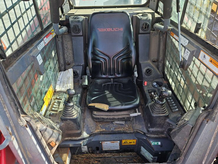 takeuchi-tl12v2-image-6