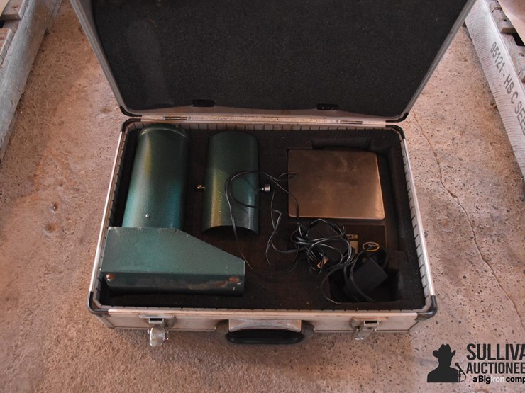 shore-&-dole-portable-grain-testers-image-1