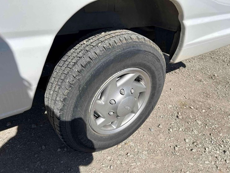 2007-ford-e350-image-22