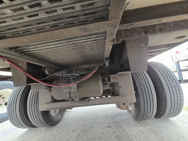 2012-great-dane-trailer-image-6