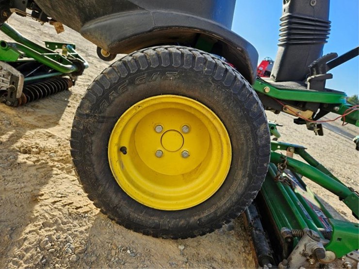 john-deere-2500e-image-23