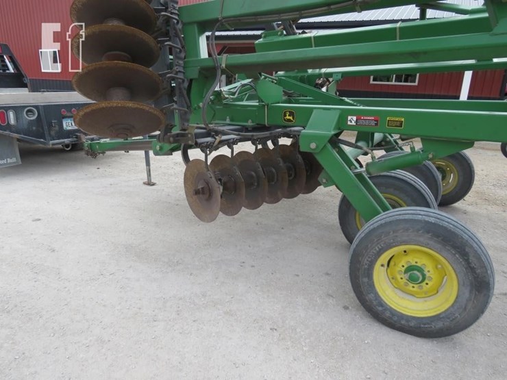 2004-john-deere-637-image-12