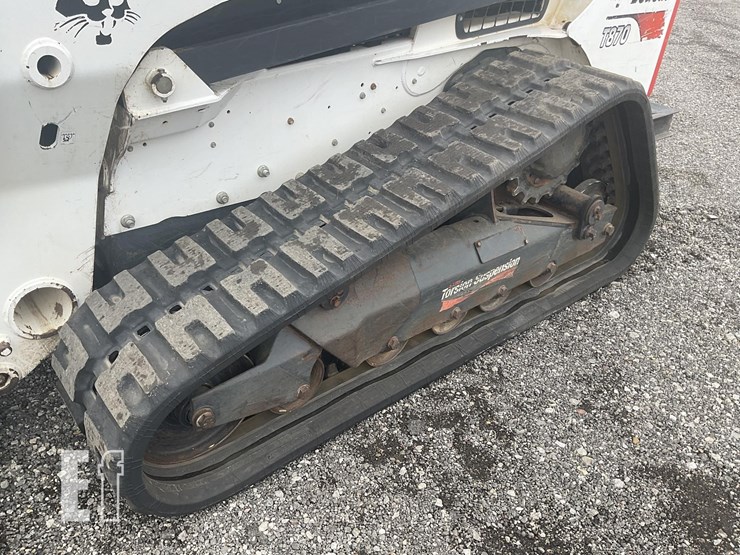 2021-bobcat-t870-image-12