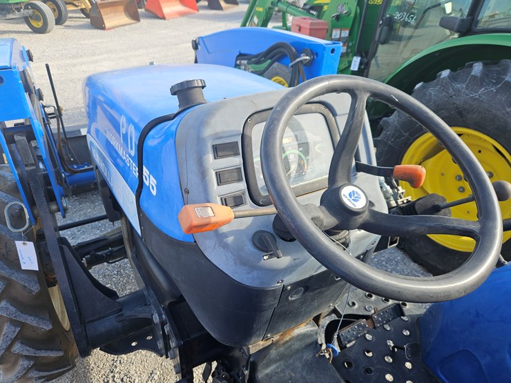 2011-new-holland-workmaster-55-image-11