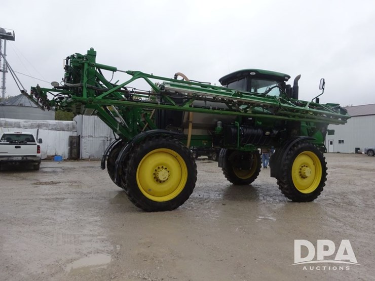 2017-john-deere-r4038-image-21
