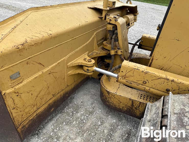 caterpillar-d5m-image-13