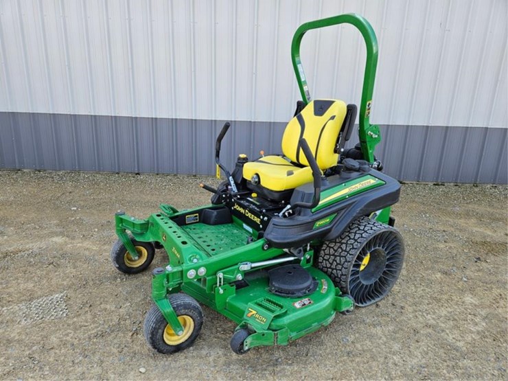 2022-john-deere-z960m-image-1