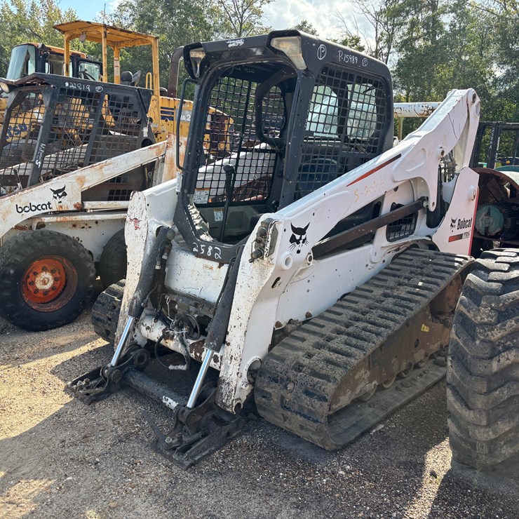 2014 BOBCAT T750