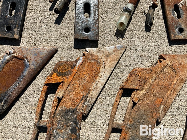 mag-38-anhydrous-knives-image-13