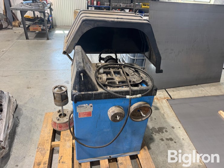 1997-geodyna-40-tire-balancer-image-2