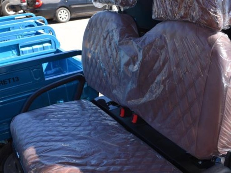 sdlanch-sdlgc100-electric-golf-cart-(serial-#-plate-not-found)-(k)-image-7