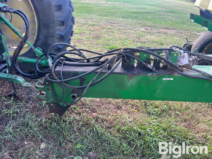 john-deere-1760-image-10