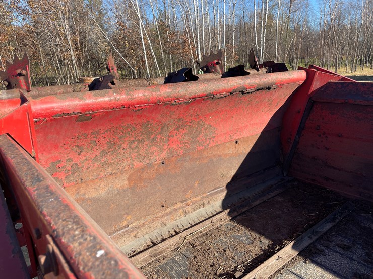 new-holland-195-image-20