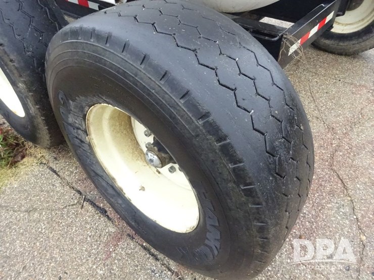 double-nh3-nurse-tanks-(pz14081,-unit-50413,-tank-12)-image-33