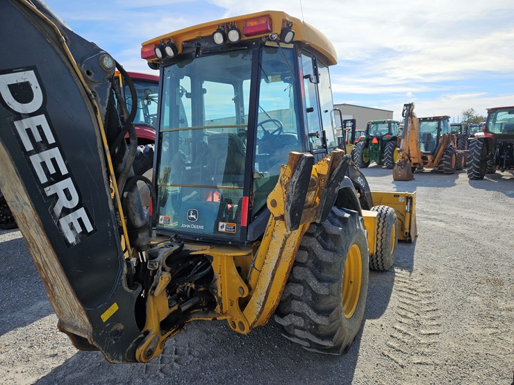 2007-deere-410j-image-7