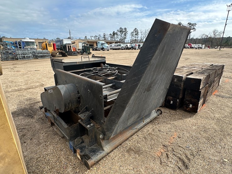 #2797-•-shaker-screen-image-6