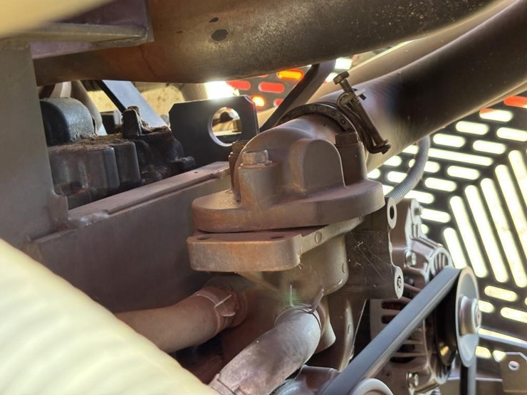 2018-kubota-m5-111d-image-51