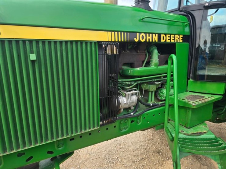 john-deere-4455-image-19