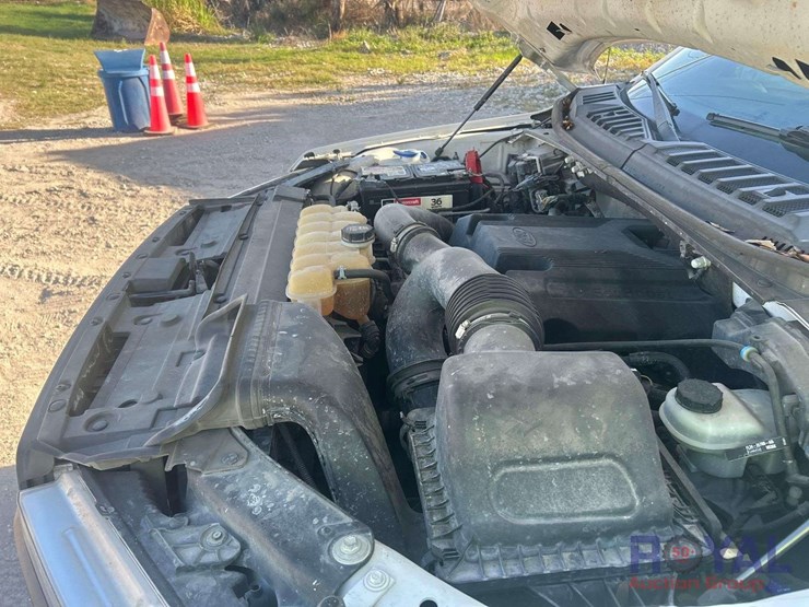 2019-ford-f150-image-8