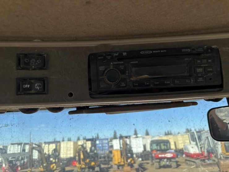 kubota-m126x-image-59