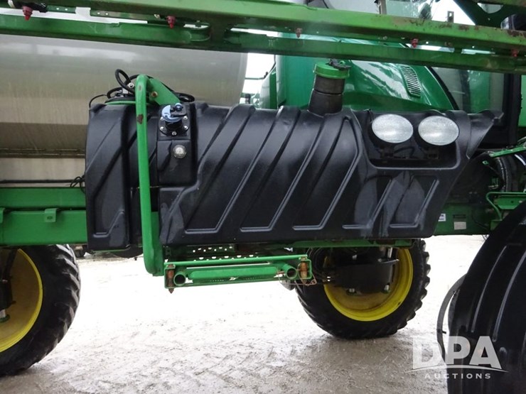 2015-john-deere-r4038-image-85