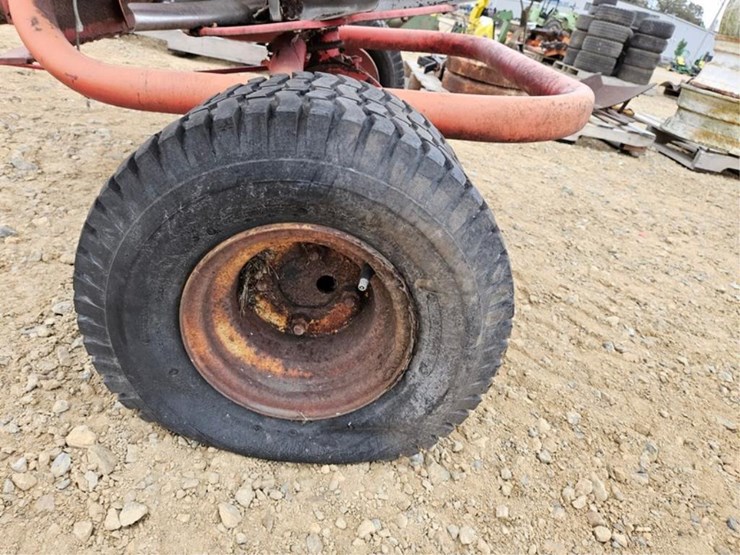 #3113-•-lely-pull-type-broad-cast-seeder-image-13