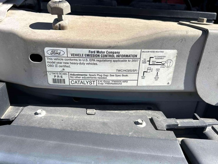 2007-ford-e350-image-10