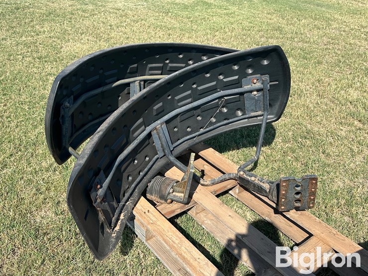 john-deere-8210-image-3