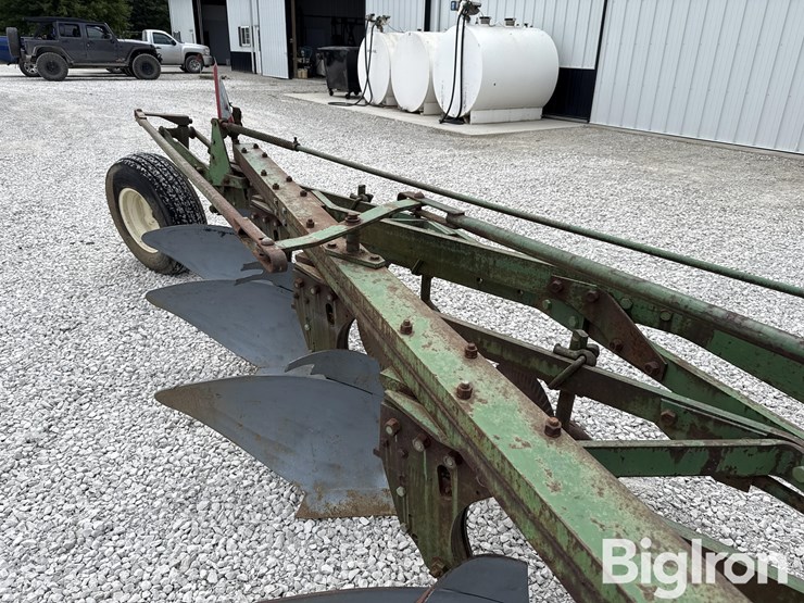 john-deere-5-image-9