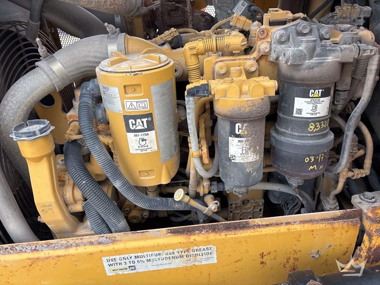 2020-caterpillar-d5k2-lgp-image-16