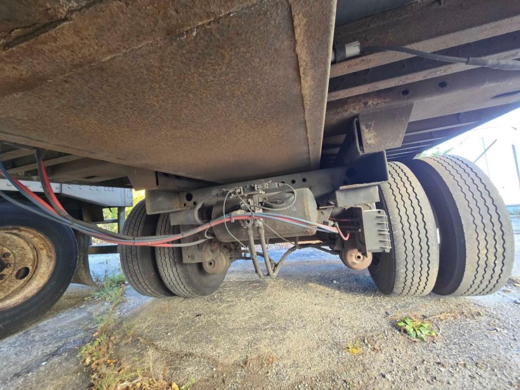 2015-great-dane-trailer-image-6