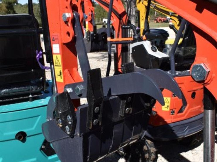 cfg-mx15rx-mini-excavator-(serial-#-mx15rx2025x002074)-(k)-image-5