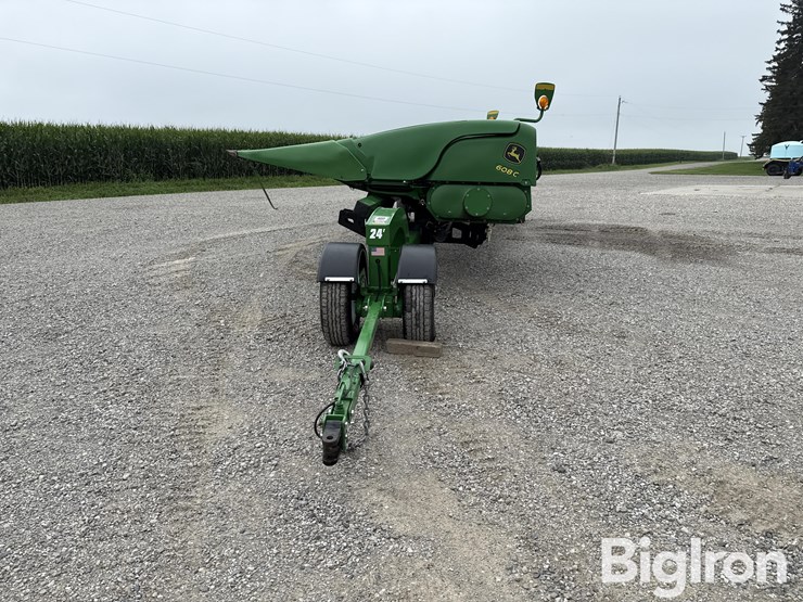 john-deere-608c-image-2