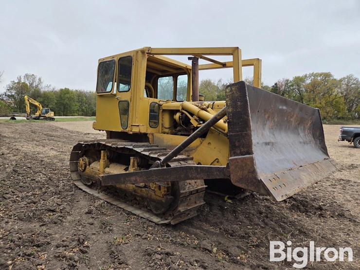 1967-caterpillar-d6c-image-3