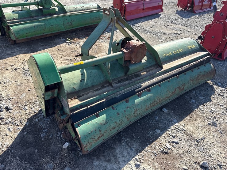 john-deere-7-image-4