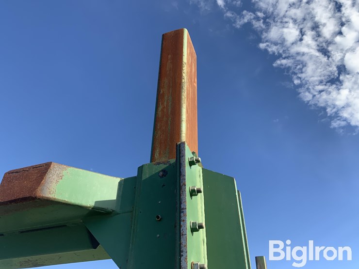 gooseneck-bale-accumulator-image-19