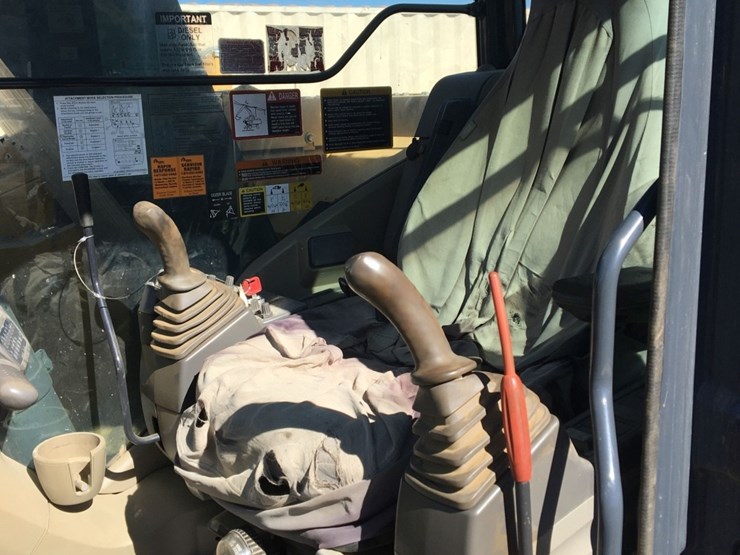 2008-deere-135d-image-6