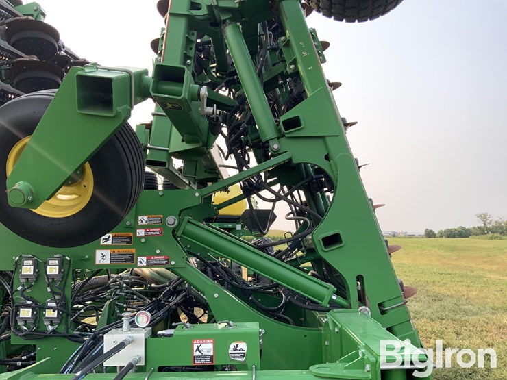 john-deere-1890-image-12