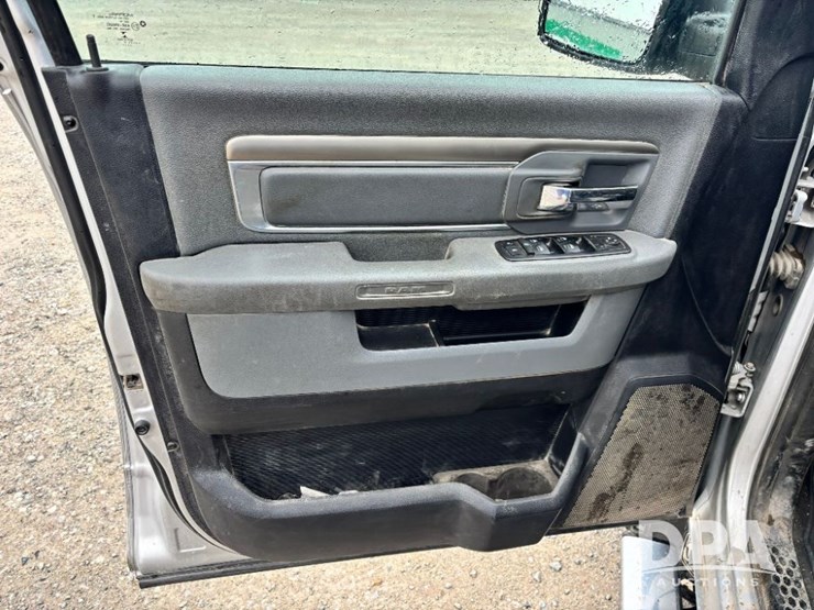 2017-ram-2500-heavy-duty-slt-4x4-pickup-(gp11747,-unit-98702)-image-70