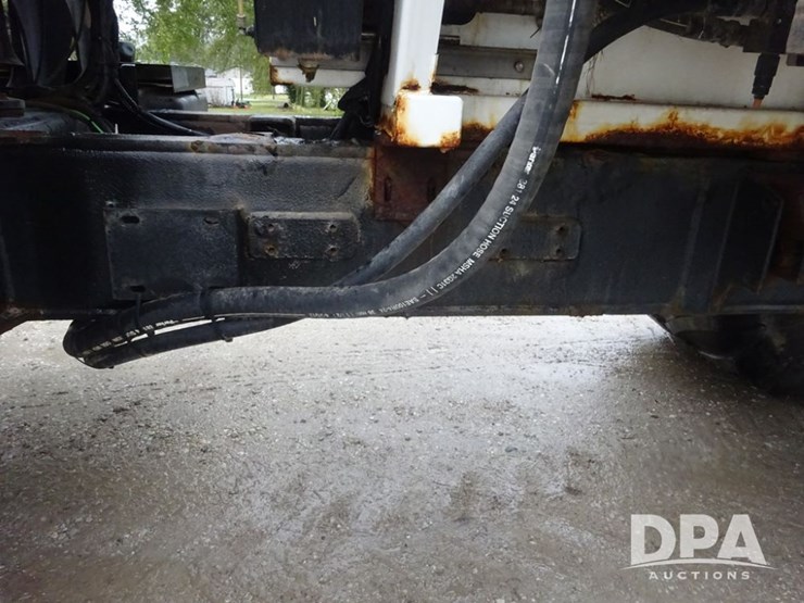 2009-case-ih-titan-3020-image-63