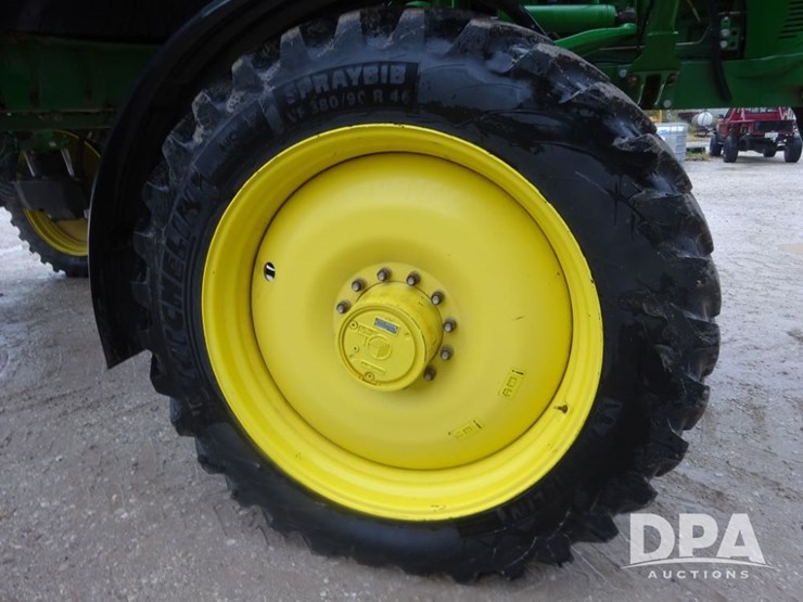 2015-john-deere-r4038-image-47