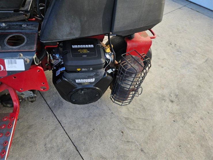 #3038-•-toro-3150-greens-mower-image-12